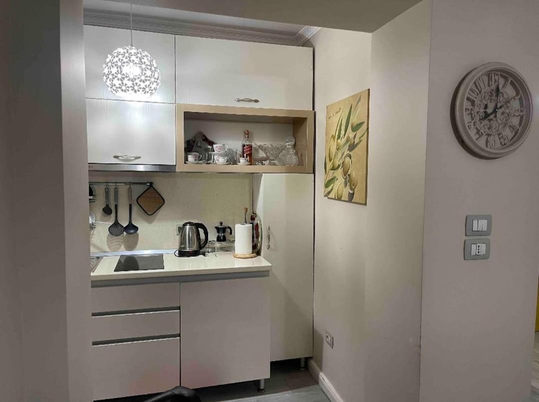 Warm Apartment In The Center Of Tirana City Esterno foto